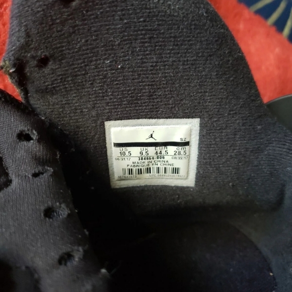 Jordan 7 size 10.5 left side only. - Picture 4 of 5
